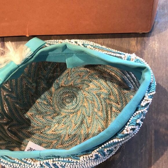 Beautiful vintage Lilly DACHE Dachetts beaded ladies hat main image 4